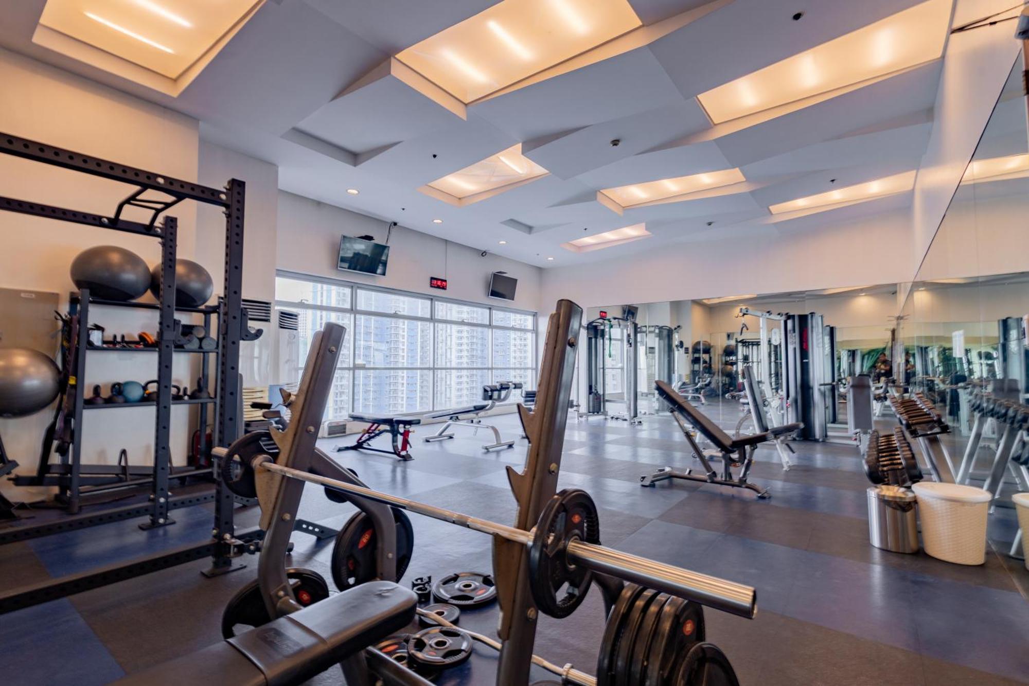 New 2Br Of 86Sqm With Parking & Netflix In Bgc Apartment Manila Luaran gambar