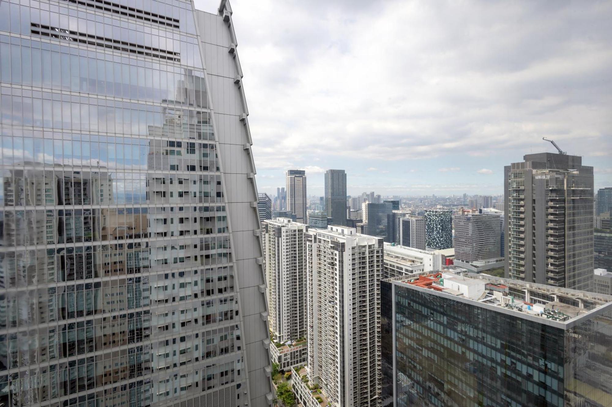 New 2Br Of 86Sqm With Parking & Netflix In Bgc Apartment Manila Luaran gambar